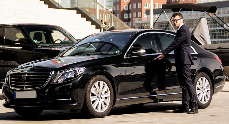 Chauffeur Service Near Me in Melbourne CBD